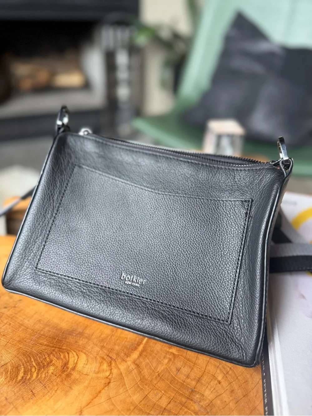 BOTKIER Black Leather Crossbody Bag with Adjustable Strap - Picture 3 of 6